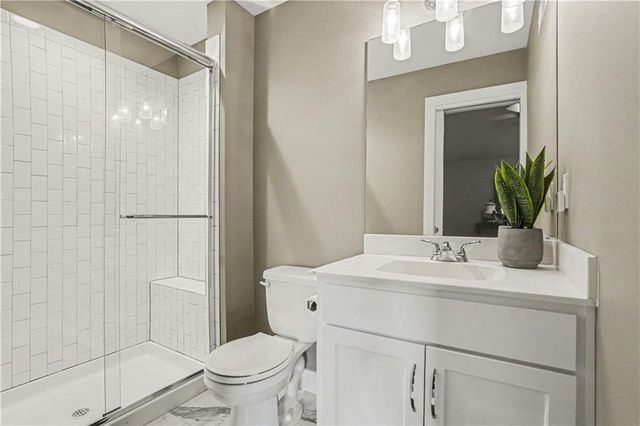 8831 Vista Drive, Lenexa, KS 66220
