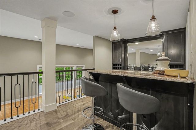 8831 Vista Drive, Lenexa, KS 66220