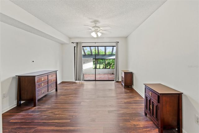 2375 LAKESIDE MEWS D2, Sarasota, FL 34235
