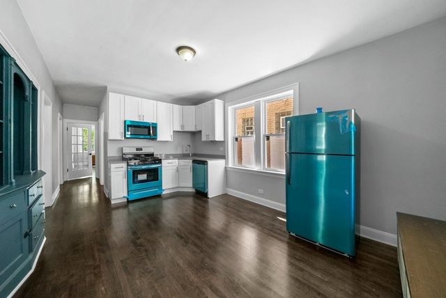 4730 S Komensky Avenue, Chicago, IL 60632
