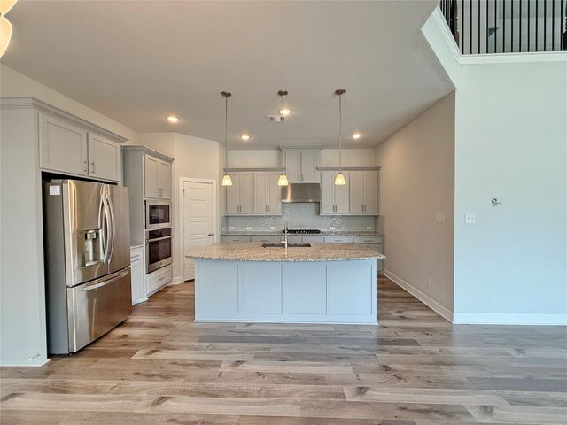 6914 Birch Creek Drive, Irving, TX 75063