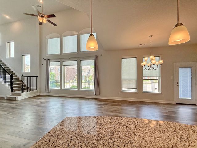 6914 Birch Creek Drive, Irving, TX 75063