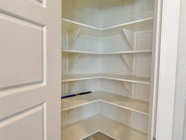 6914 Birch Creek Drive, Irving, TX 75063