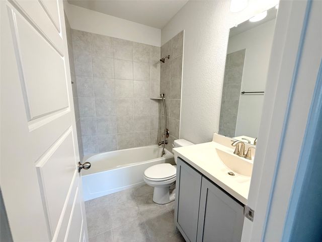 6914 Birch Creek Drive, Irving, TX 75063