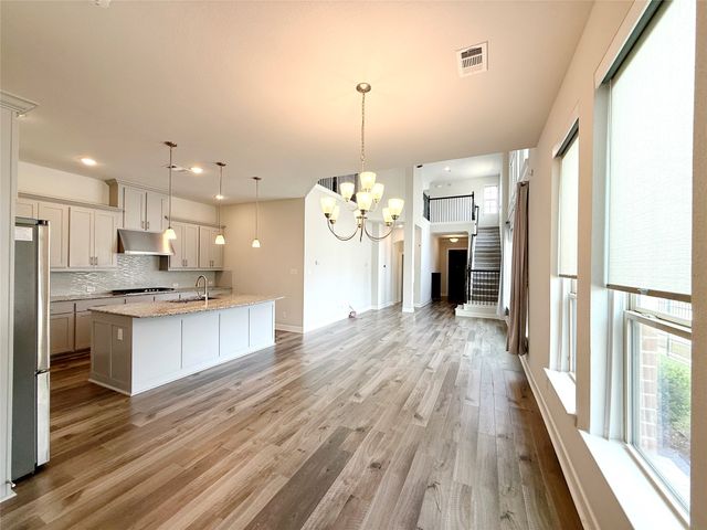 6914 Birch Creek Drive, Irving, TX 75063