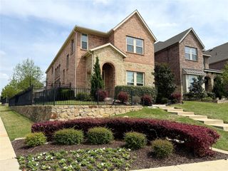 6914 Birch Creek Drive, Irving, TX 75063