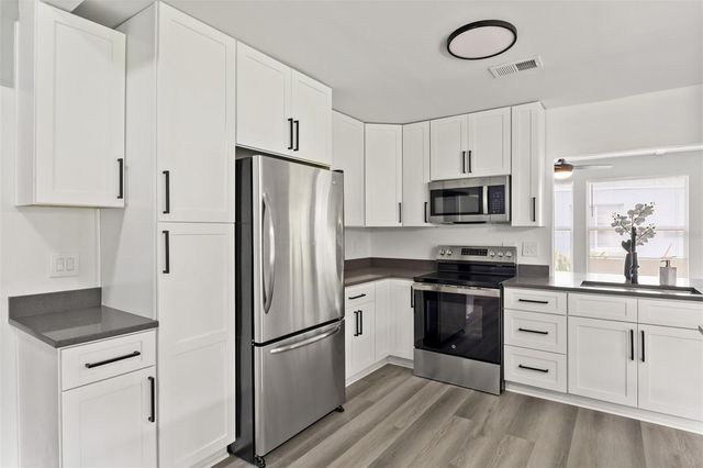 17 S FLAG CT, Kissimmee, FL 34759