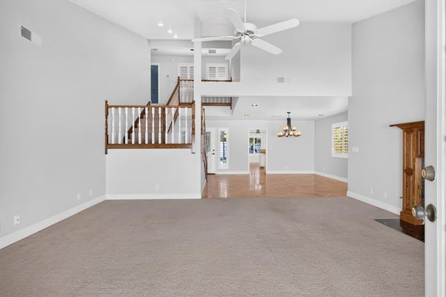 19104 Pebble Ct, Woodbridge, CA 95258