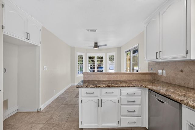 19104 Pebble Ct, Woodbridge, CA 95258