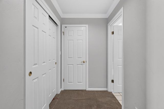 19104 Pebble Ct, Woodbridge, CA 95258