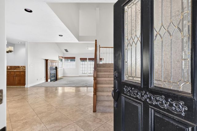 19104 Pebble Ct, Woodbridge, CA 95258