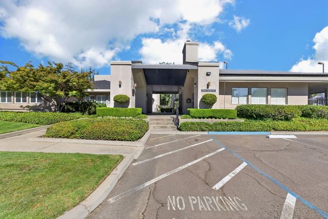 19104 Pebble Ct, Woodbridge, CA 95258