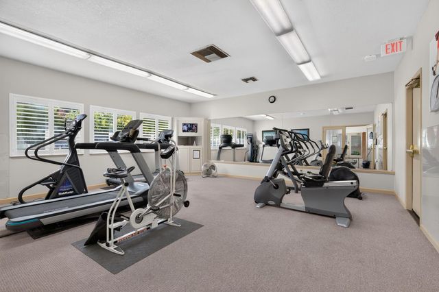 19104 Pebble Ct, Woodbridge, CA 95258