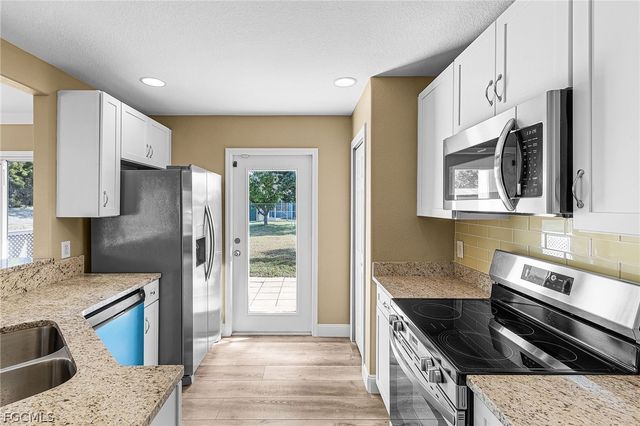 2601 SE 4th AVE, Cape Coral, FL 33904