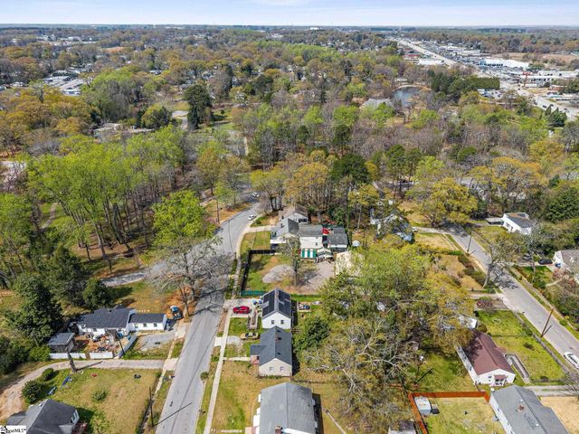 173 S Cleveland Park Drive, Spartanburg, SC 29303