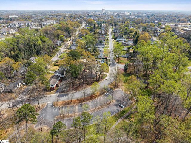173 S Cleveland Park Drive, Spartanburg, SC 29303