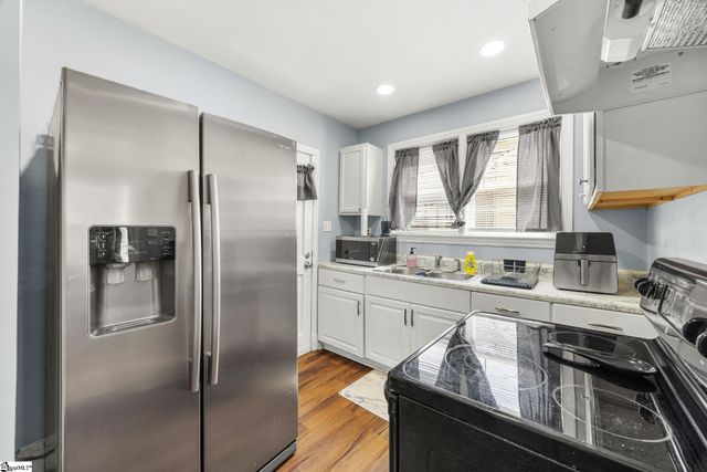 173 S Cleveland Park Drive, Spartanburg, SC 29303