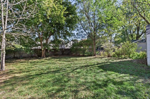 4918 N Berkeley BOULEVARD, Whitefish Bay, WI 53217