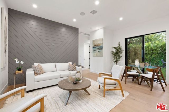 5741 Newcastle Avenue, Encino, CA 91316