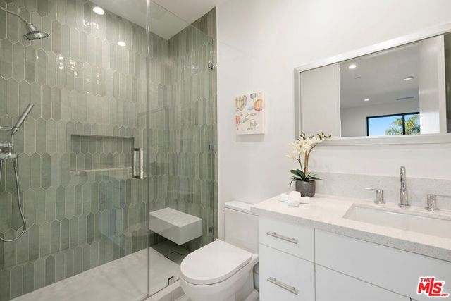 5741 Newcastle Avenue, Encino, CA 91316