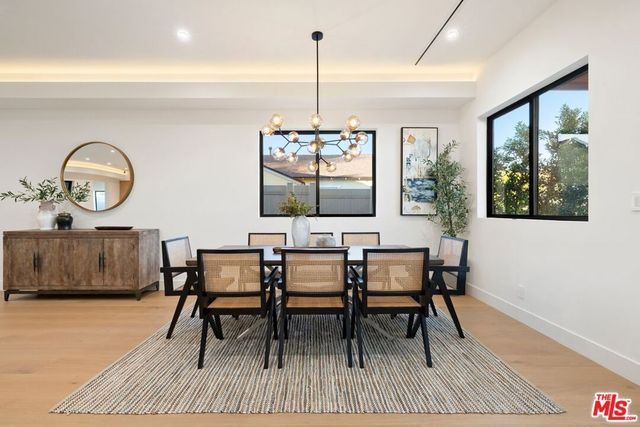 5741 Newcastle Avenue, Encino, CA 91316