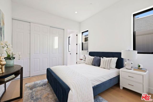 5741 Newcastle Avenue, Encino, CA 91316