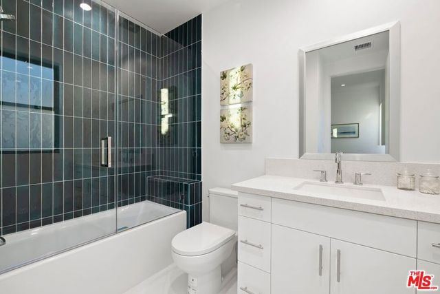 5741 Newcastle Avenue, Encino, CA 91316