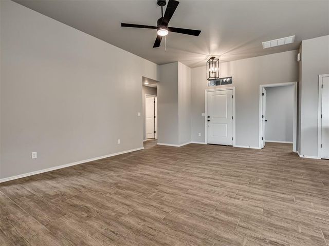 1983 Preakness Path, Blanchard, OK 73010