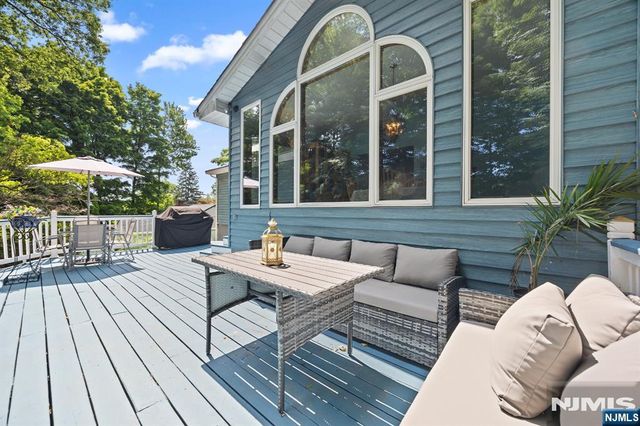 3 Lou Ann Boulevard, West Milford, NJ 07480