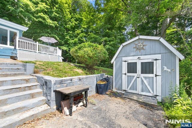 3 Lou Ann Boulevard, West Milford, NJ 07480
