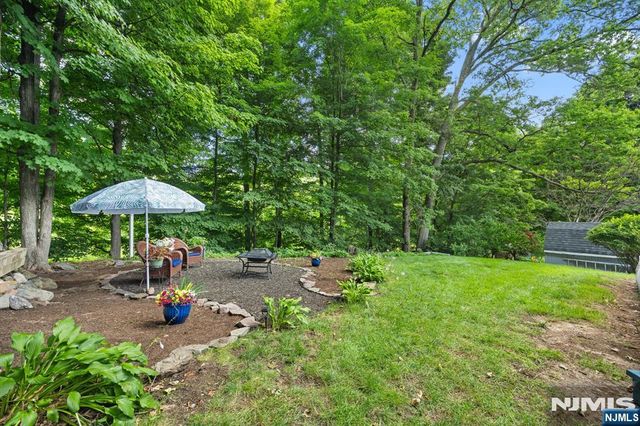 3 Lou Ann Boulevard, West Milford, NJ 07480