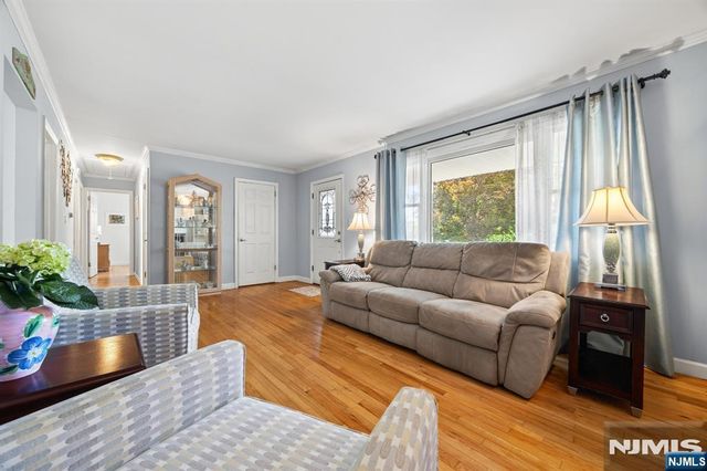 3 Lou Ann Boulevard, West Milford, NJ 07480