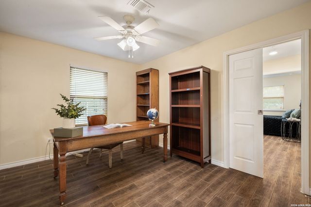 533 INDIAN XING, Jourdanton, TX 78026