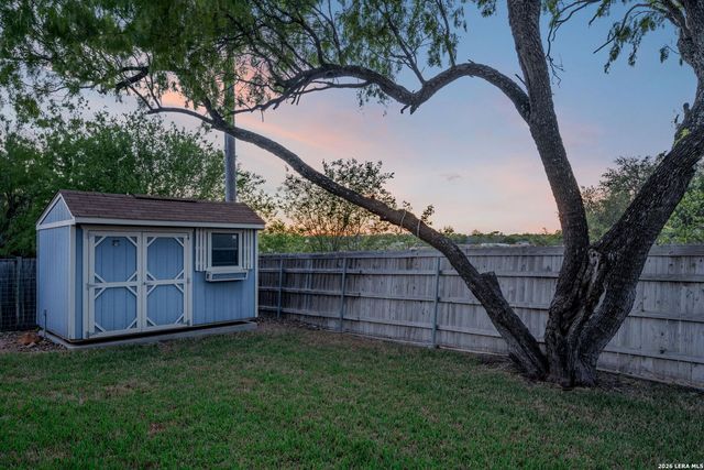 533 INDIAN XING, Jourdanton, TX 78026