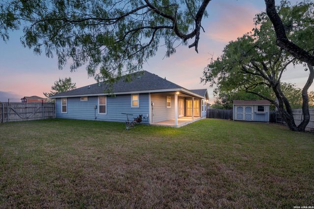 533 INDIAN XING, Jourdanton, TX 78026
