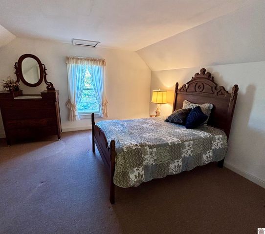 408 W Bellville, Marion, KY 42064