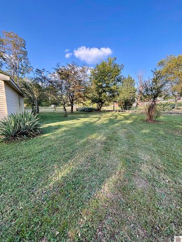 408 W Bellville, Marion, KY 42064