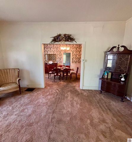 408 W Bellville, Marion, KY 42064