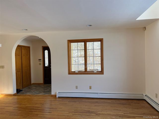 88 Pierce Circle, New Hampton, NY 10958