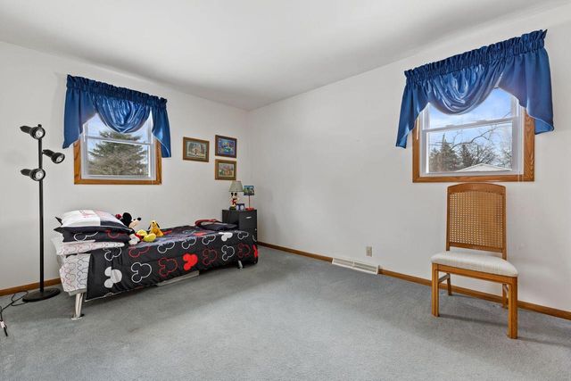 4740 St Regis DRIVE, Mount Pleasant, WI 53403