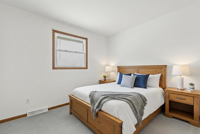 4740 St Regis DRIVE, Mount Pleasant, WI 53403