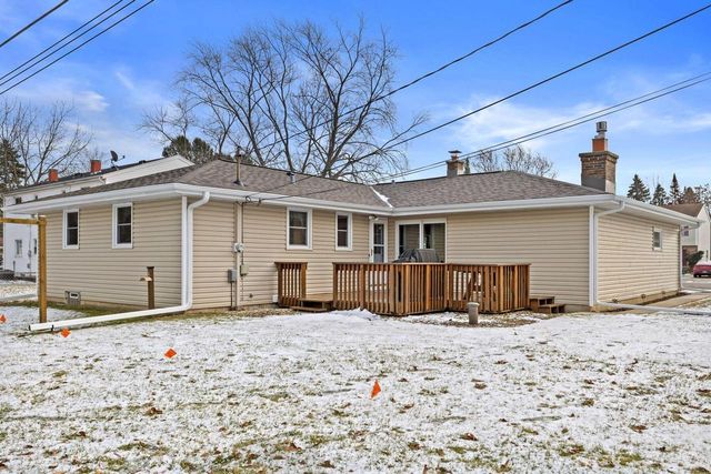 4740 St Regis DRIVE, Mount Pleasant, WI 53403