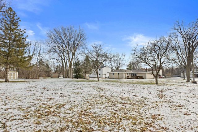 4740 St Regis DRIVE, Mount Pleasant, WI 53403