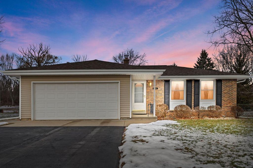 4740 St Regis DRIVE, Mount Pleasant, WI 53403