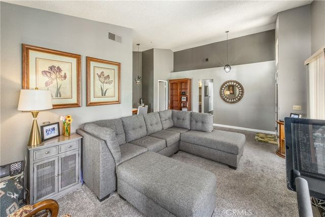 909 Pauma Valley, Banning, CA 92220