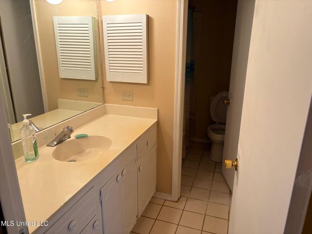 16170 Kenwood Drive, Gulfport, MS 39503