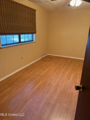 16170 Kenwood Drive, Gulfport, MS 39503