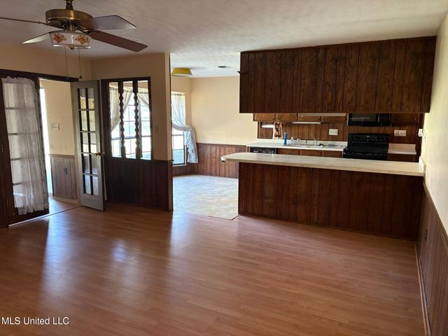 16170 Kenwood Drive, Gulfport, MS 39503