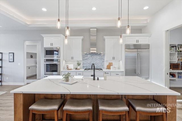 24785 Sienna Glenn St., Middleton, ID 83644