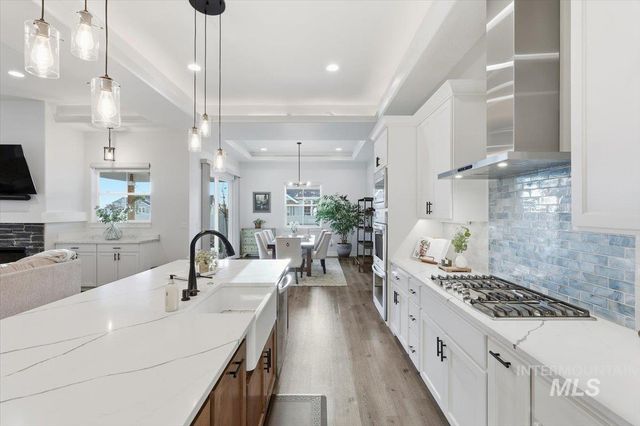 24785 Sienna Glenn St., Middleton, ID 83644